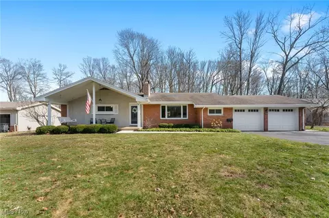 7449 Yellow Creek Dr, Poland, OH 44514