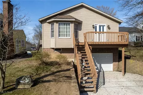 820 Graceland Ave, Barberton, OH 44203
