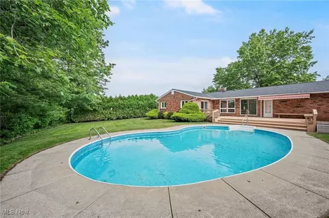 3612 Vezber Dr, Seven Hills, OH 44131 photo 29