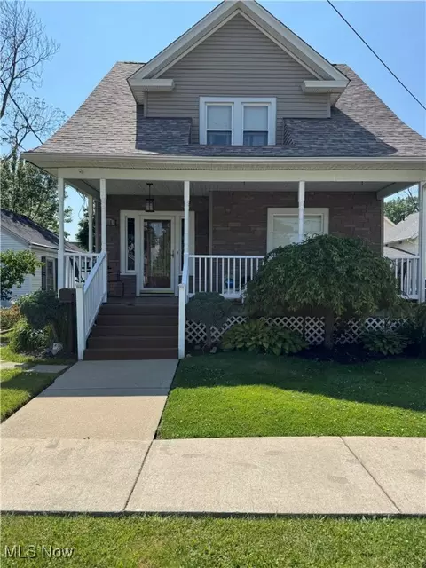 415 Pennsylvania Ave E, Ashtabula, OH 44004