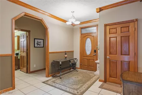 100 37th St # B, Vienna, WV 26105 photo 15