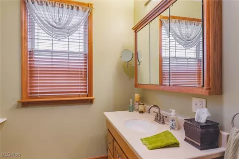 100 37th St # B, Vienna, WV 26105 photo 26