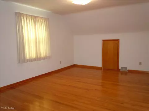 Bedroom - 336 E 271st St, Euclid, OH 44132 photo 4 of 5