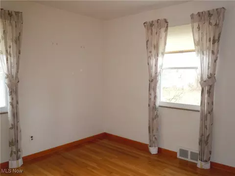 Bedroom - 336 E 271st St, Euclid, OH 44132 photo 1 of 5