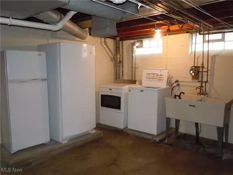 Other - 336 E 271st St, Euclid, OH 44132 photo 2 of 4