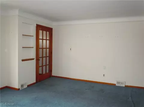 Living - 336 E 271st St, Euclid, OH 44132 photo 2 of 2