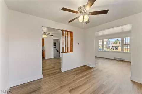 Living - 496 W Harvey St, Struthers, OH 44471 photo 5 of 7