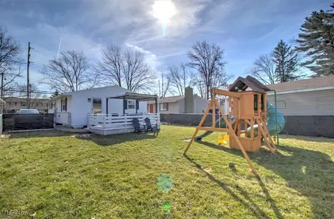 703 Abbe Rd S, Elyria, OH 44035 photo 7