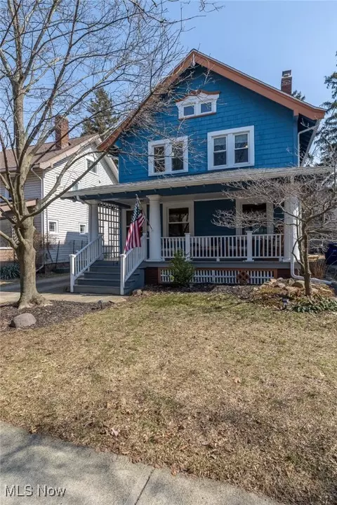 1481 Larchmont Ave, Lakewood, OH 44107