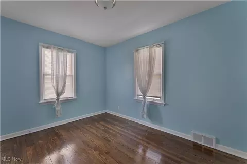 Bedroom - 266 Forest Park Dr, Boardman, OH 44512 photo 1 of 6