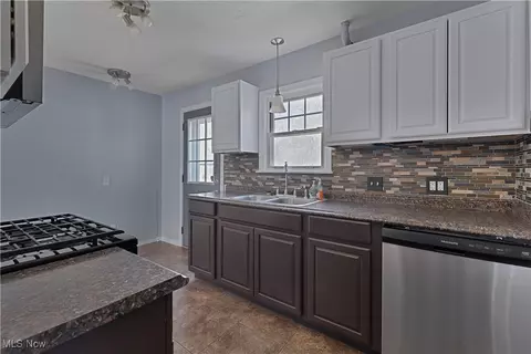 Kitchen - 266 Forest Park Dr, Boardman, OH 44512 photo 1 of 3