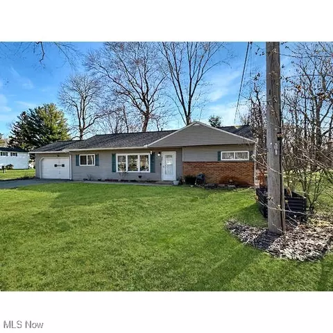 1887 Paisley Rd, Madison, OH 44057