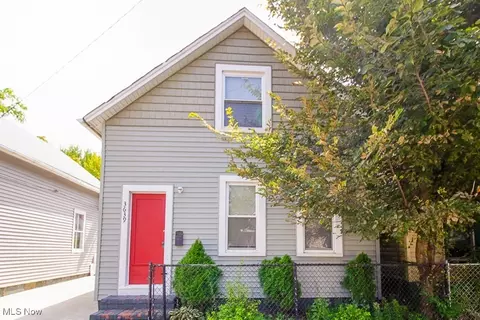 3639 Bailey Ave, Cleveland, OH 44113