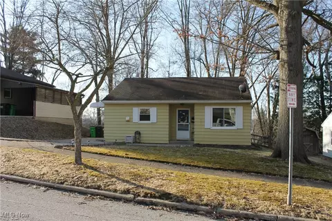 750 Western Dr, Wooster, OH 44691