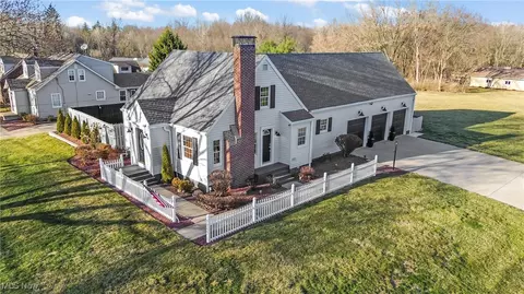 7557 Youngstown Pittsburgh Rd, Poland, OH 44514