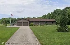 37684 Law Rd, Grafton, OH 44044