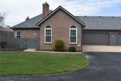 1057 N Jefferson St #D, Medina, OH 44256