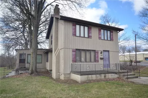 53 Northwest Ave, Tallmadge, OH 44278
