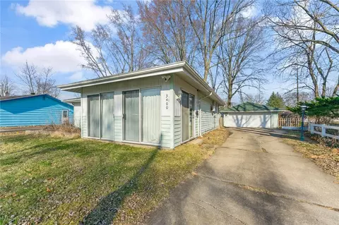 3400 Tanya Ave NW, Warren, OH 44485