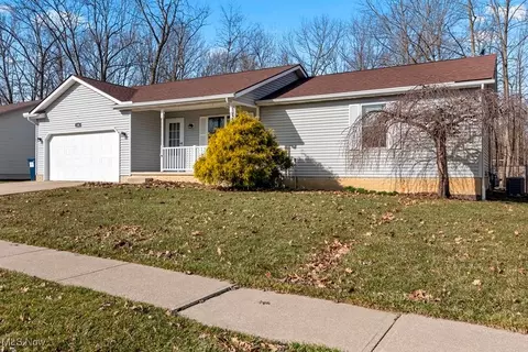 280 Horseshoe Dr, Lagrange, OH 44050 photo 3