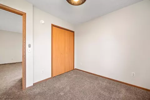 280 Horseshoe Dr, Lagrange, OH 44050 photo 9