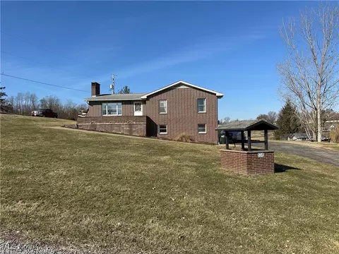 5341 Township Road 321, Millersburg, OH 44654