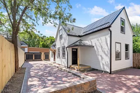 6111 Fir Ave, Cleveland, OH 44102