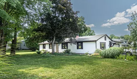 1105 Highland Ave E, Salem, OH 44460