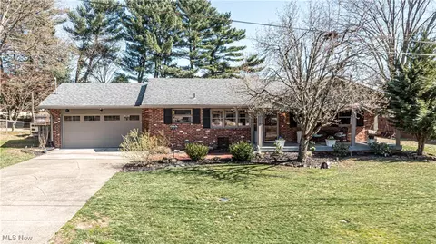 116 Robson Rd, Marietta, OH 45750