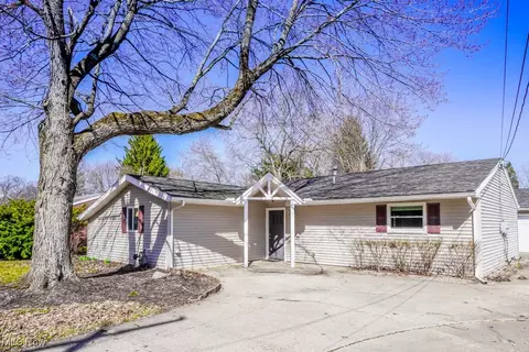 1443 Old Forge Rd, Mogadore, OH 44260