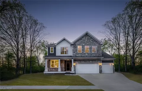 3693 Summerfield Ln, Richfield, OH 44286