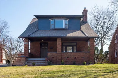 3459 Helen Rd, Shaker Heights, OH 44122