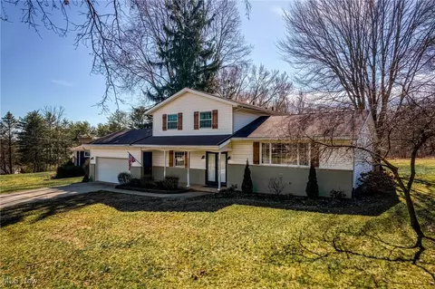 5926 Dailey Rd, New Franklin, OH 44319 photo 4