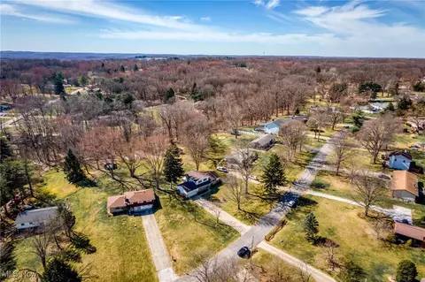 5926 Dailey Rd, New Franklin, OH 44319 photo 12