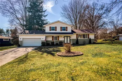 5926 Dailey Rd, New Franklin, OH 44319