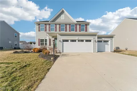 36564 Rummel Mill Dr, North Ridgeville, OH 44039