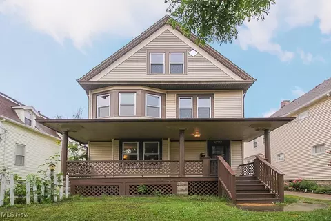 1432 Cordova Ave, Lakewood, OH 44107