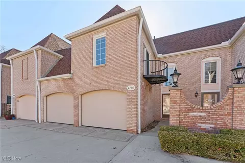 4170 E Normandy Park Dr, Medina, OH 44256