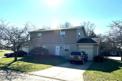 1331 Stardust Ave NW, Canton, OH 44708 photo 2