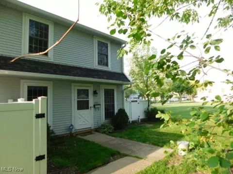 20487 Williamsburg Ct #219C, Middleburg Heights, OH 44130