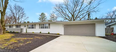 6320 Jaycox Rd, North Ridgeville, OH 44039