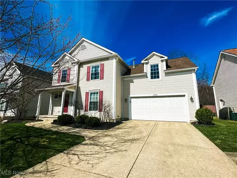 1528 Timber Trl, Hudson, OH 44236