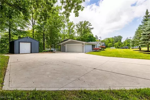11720 West Rd, Wakeman, OH 44889