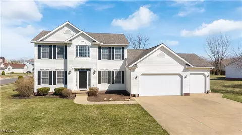 534 Quail Hollow Ave NE, Canton, OH 44704