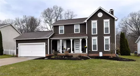 8394 Shorthorn Dr, Sagamore Hills, OH 44067