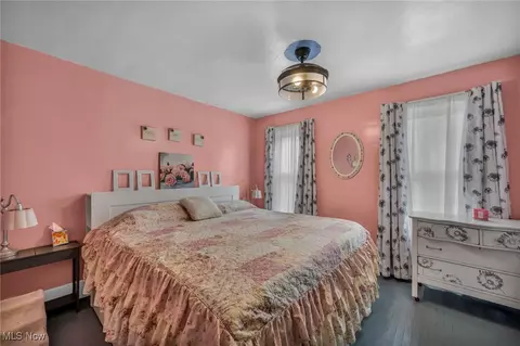 Bedroom - 408 E Monroe St, Sandusky, OH 44870 photo 1 of 6