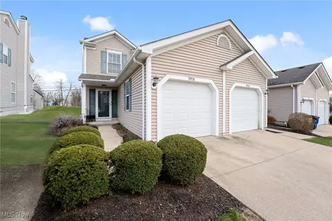 9958 Beverly Ln, Streetsboro, OH 44241