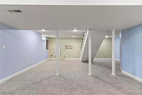 Living - 4167 Chapman Dr, Kent, OH 44240 photo 6 of 6