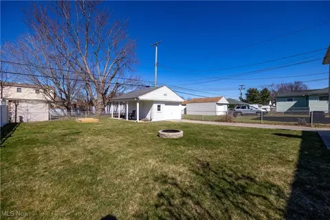 3122 Commonwealth Dr, Parma, OH 44134 photo 36