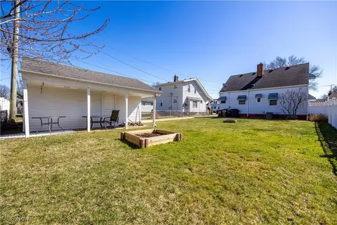 3122 Commonwealth Dr, Parma, OH 44134 photo 37